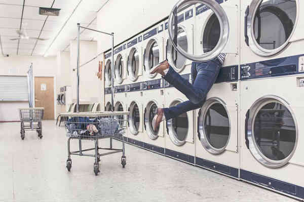 laundry accident